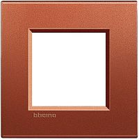 Рамка прямоугольная Legrand BTicino LivingLight 2 мод Красный шелк  картинка